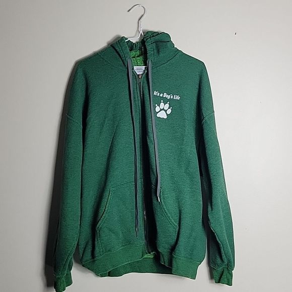Gildan Other - Dog life green hoodie XL
